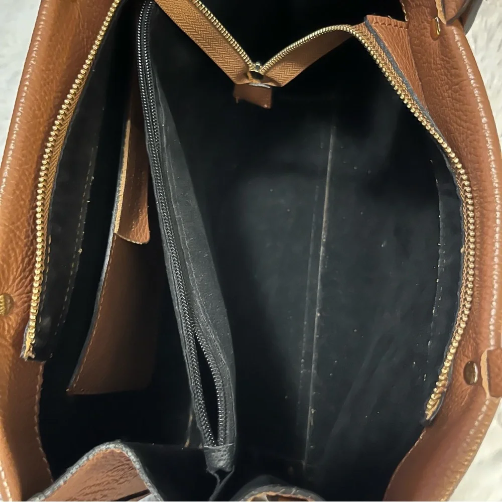 Vera Pelle Tan Brown Pebbled Leather Neutral Two Handle Tote Laptop Bag Purse